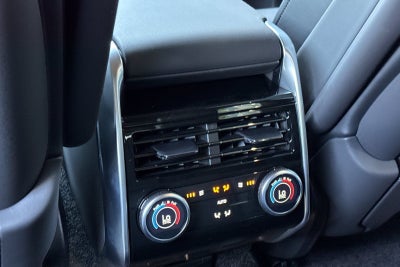 2026 Land Rover Range Rover SE