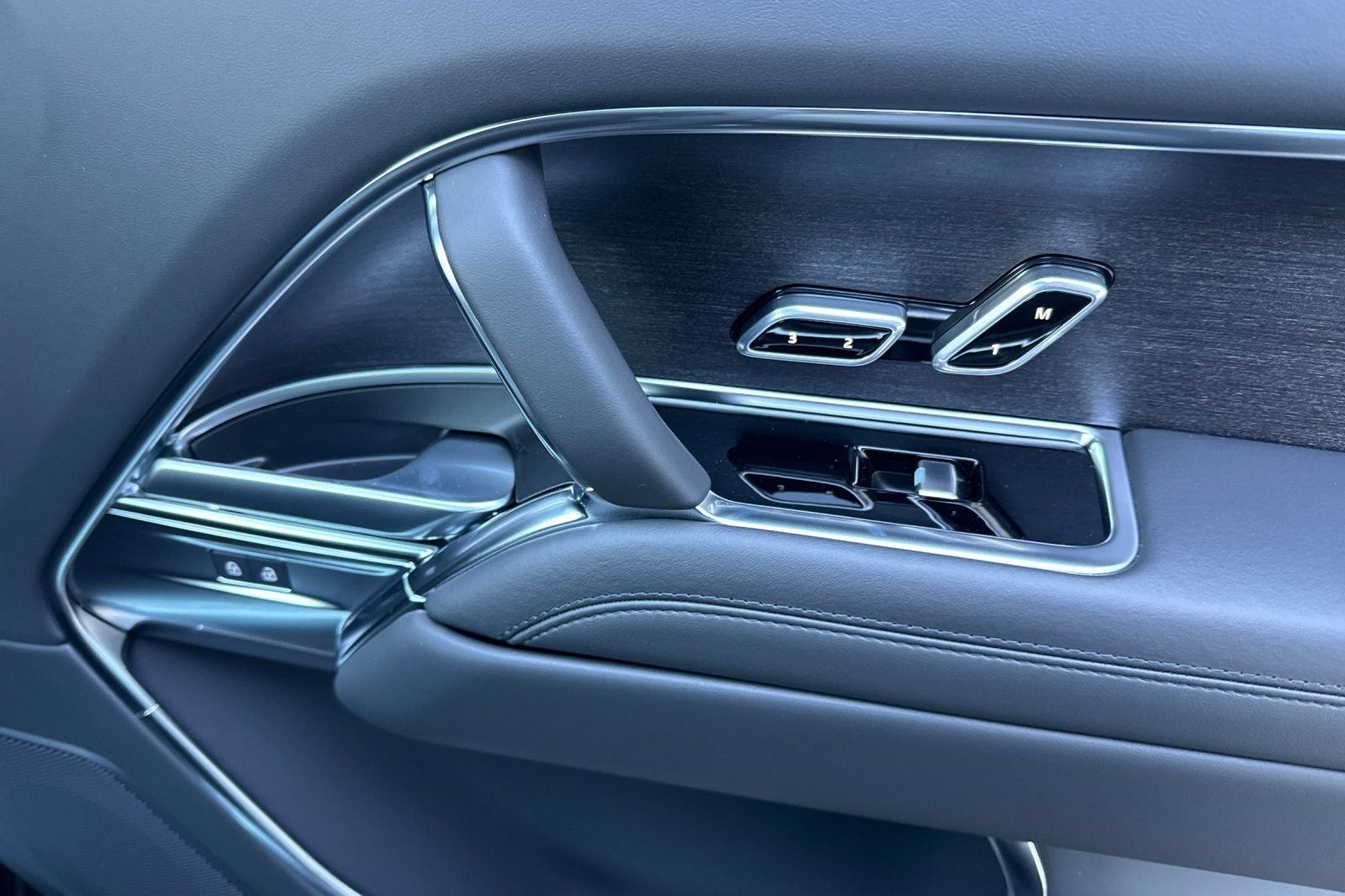 2026 Land Rover Range Rover SE