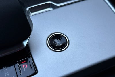2026 Land Rover Range Rover SE