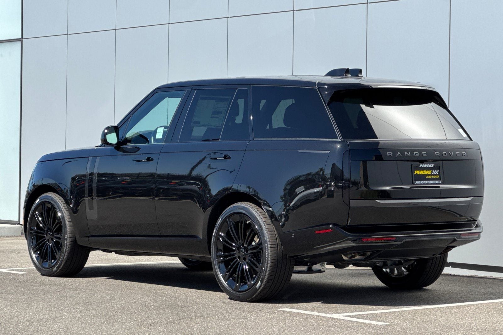 2026 Land Rover Range Rover SE