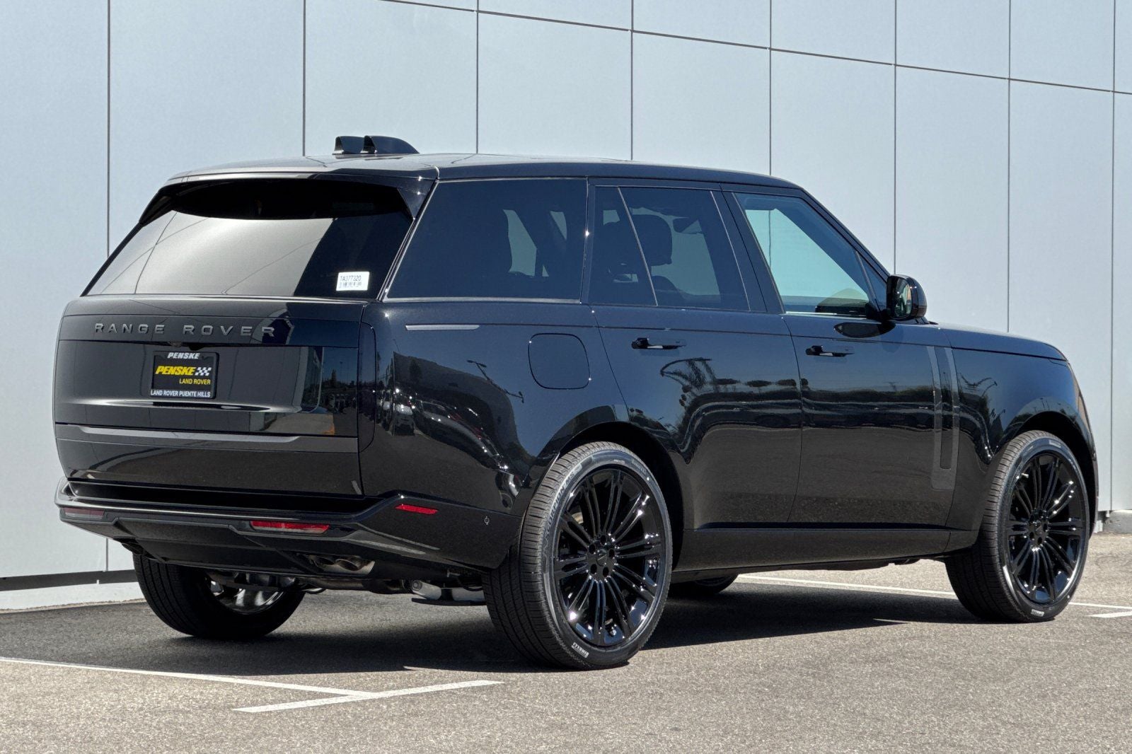 2026 Land Rover Range Rover SE