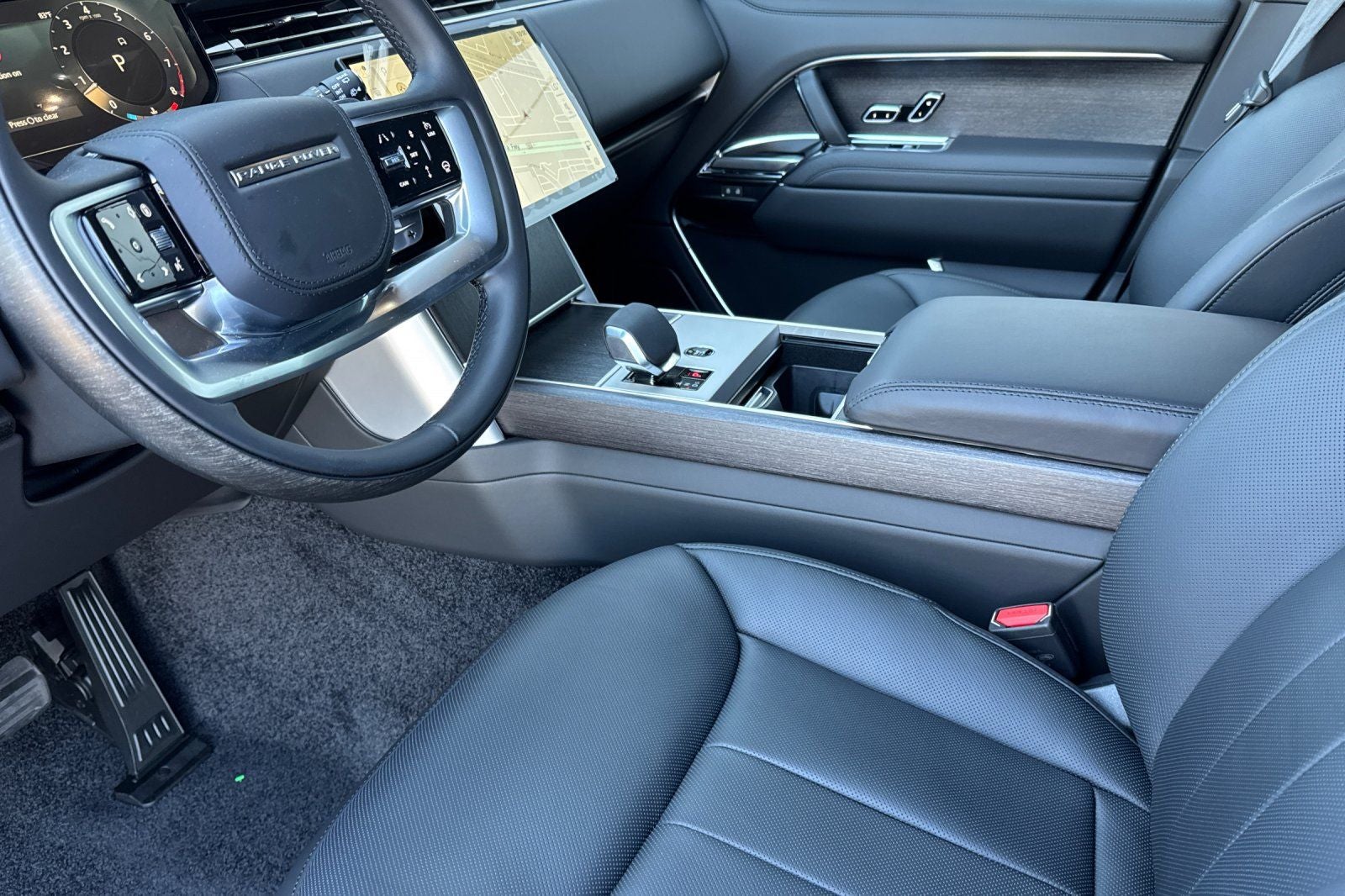 2026 Land Rover Range Rover SE
