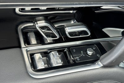 2024 Land Rover Range Rover SE