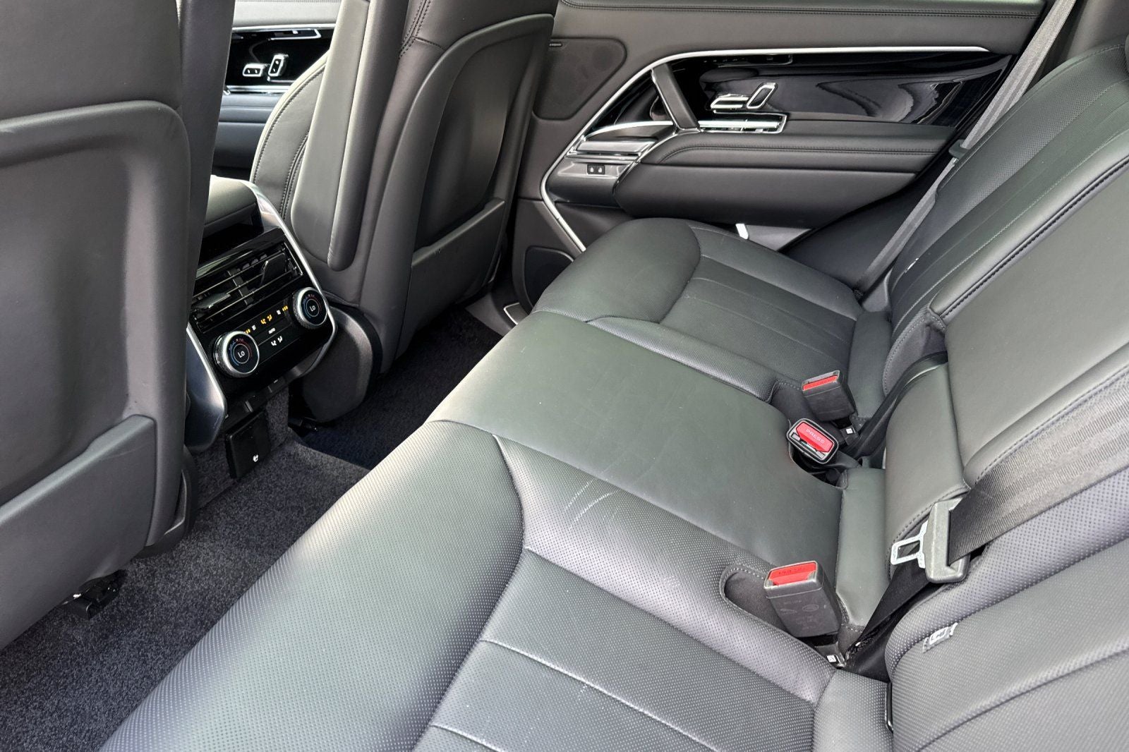 2024 Land Rover Range Rover SE