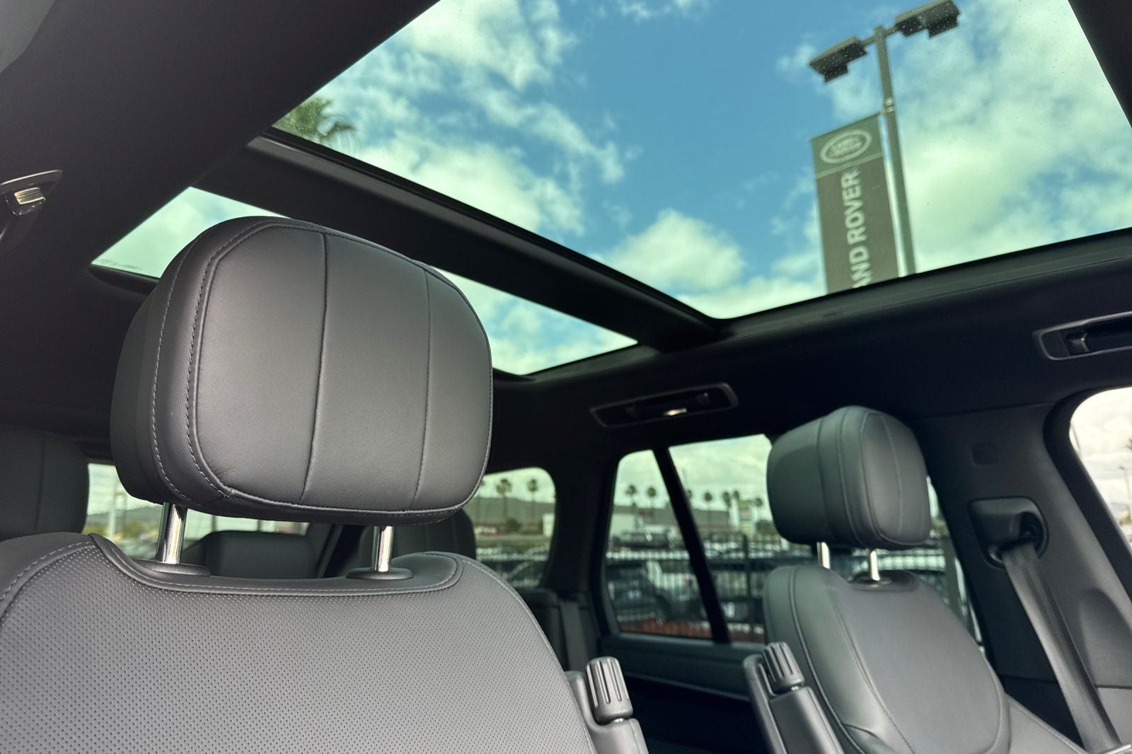 2024 Land Rover Range Rover SE