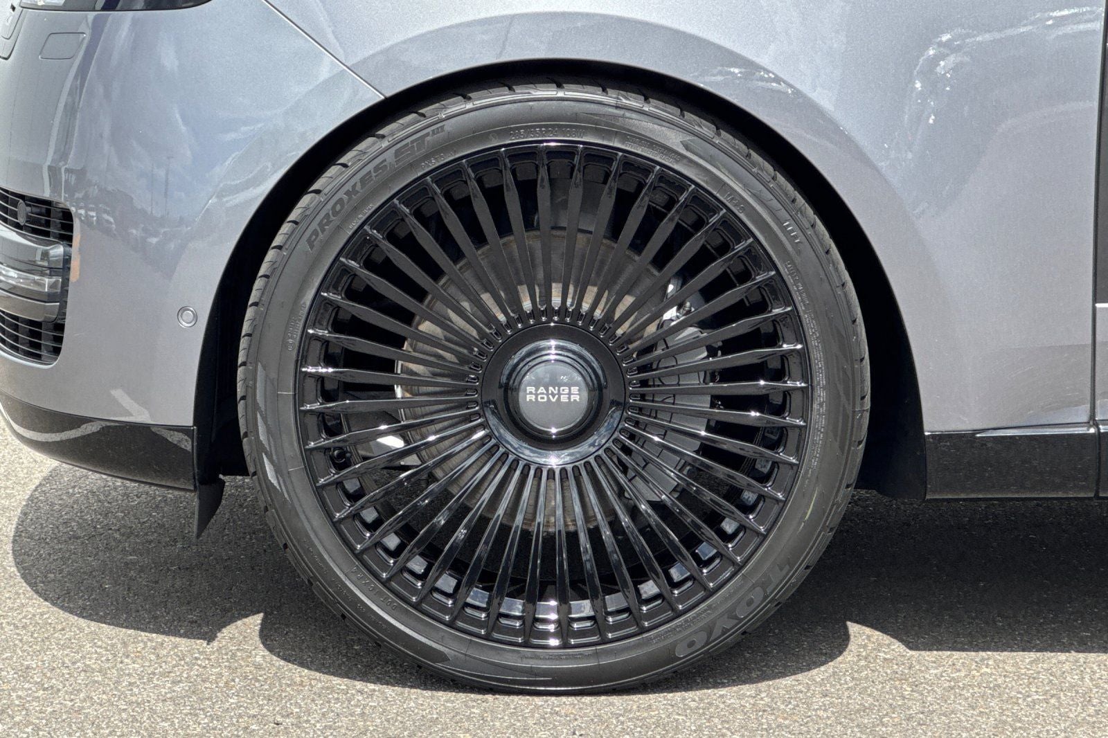 2024 Land Rover Range Rover SE