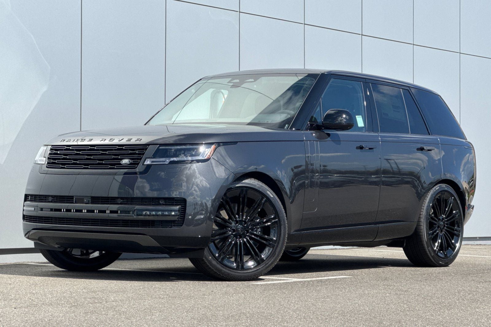 2026 Land Rover Range Rover SE