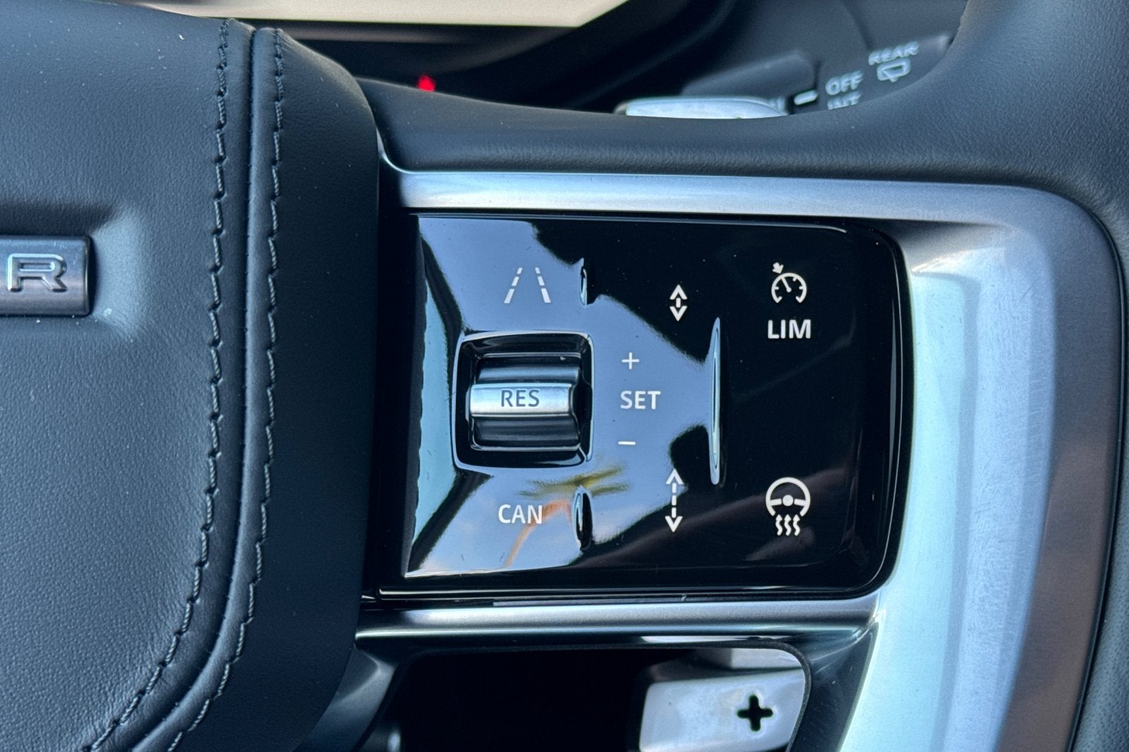2026 Land Rover Range Rover Plug-In Hybrid SE