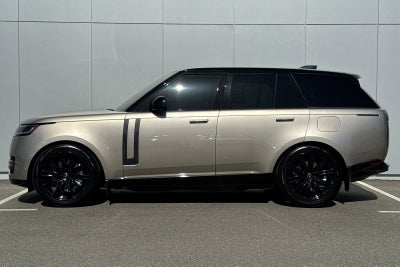 2025 Land Rover Range Rover Plug-In Hybrid SE
