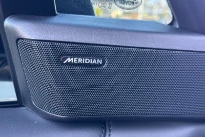 2025 Land Rover Range Rover Plug-In Hybrid SE