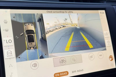 2025 Land Rover Range Rover Plug-In Hybrid SE