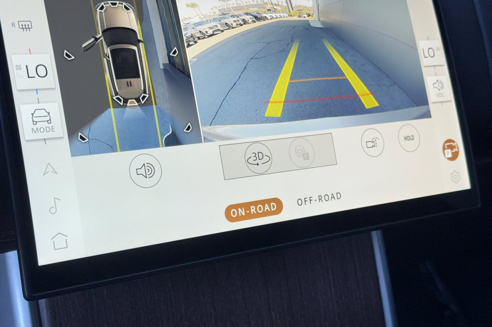 2025 Land Rover Range Rover Plug-In Hybrid SE