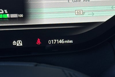 2025 Land Rover Range Rover Plug-In Hybrid SE