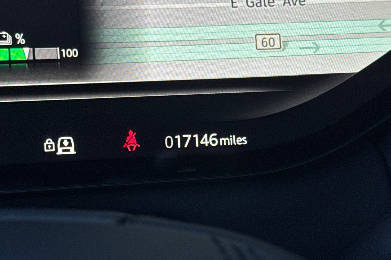 2025 Land Rover Range Rover Plug-In Hybrid SE