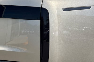 2025 Land Rover Range Rover Plug-In Hybrid SE