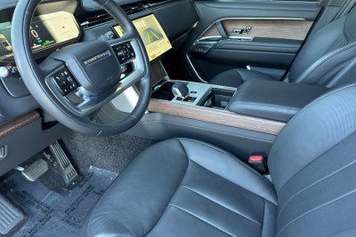 2025 Land Rover Range Rover Plug-In Hybrid SE