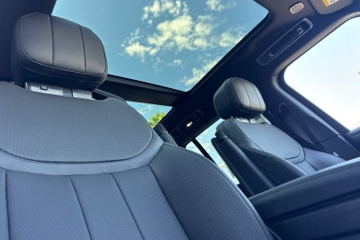 2026 Land Rover Range Rover Plug-In Hybrid SE