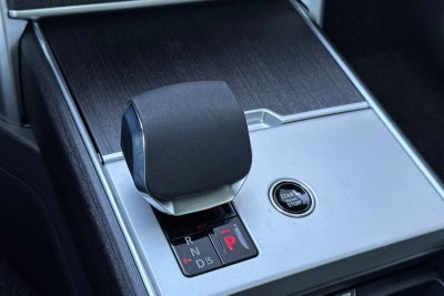 2026 Land Rover Range Rover Plug-In Hybrid SE