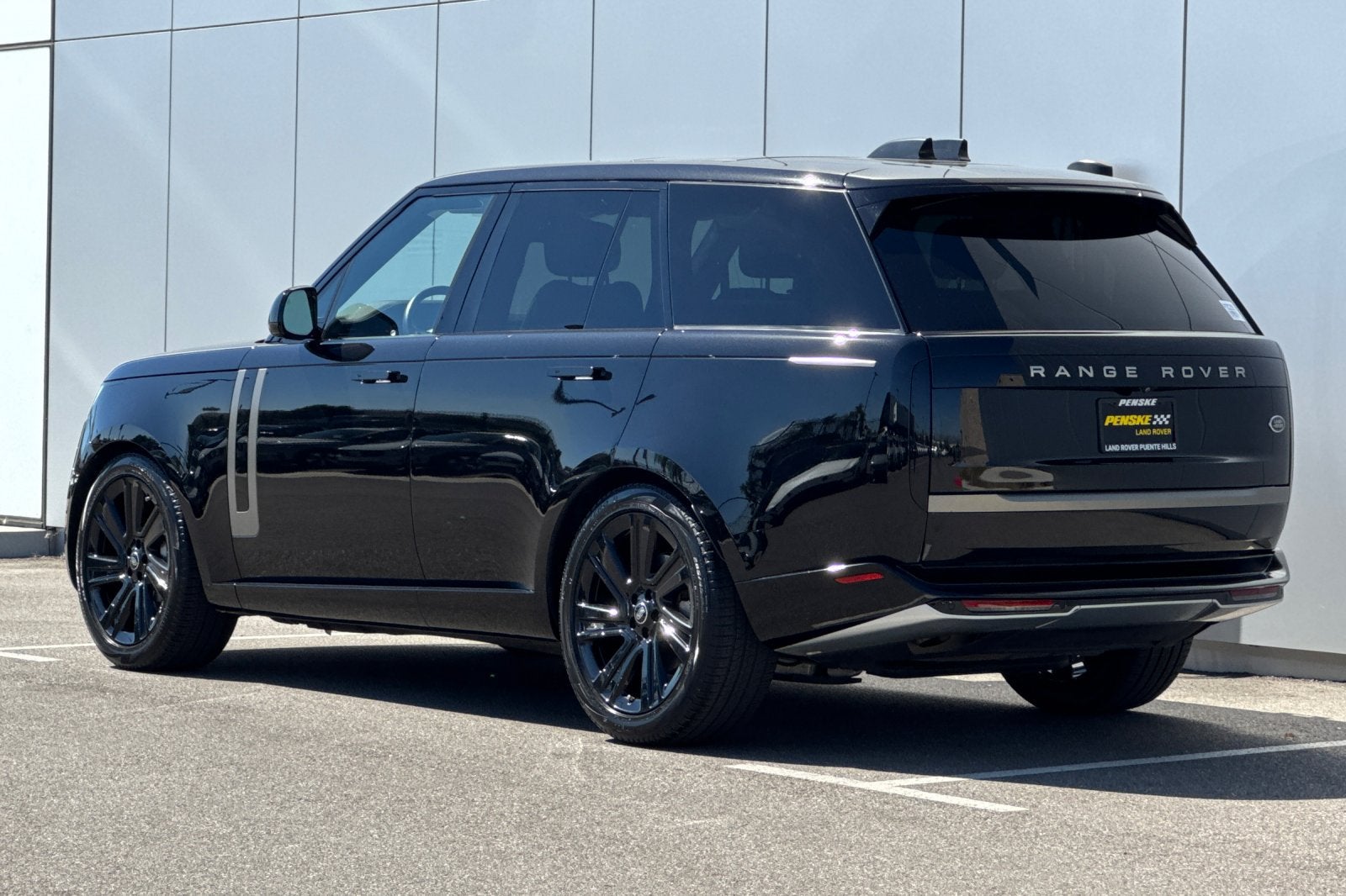 2023 Land Rover Range Rover SE