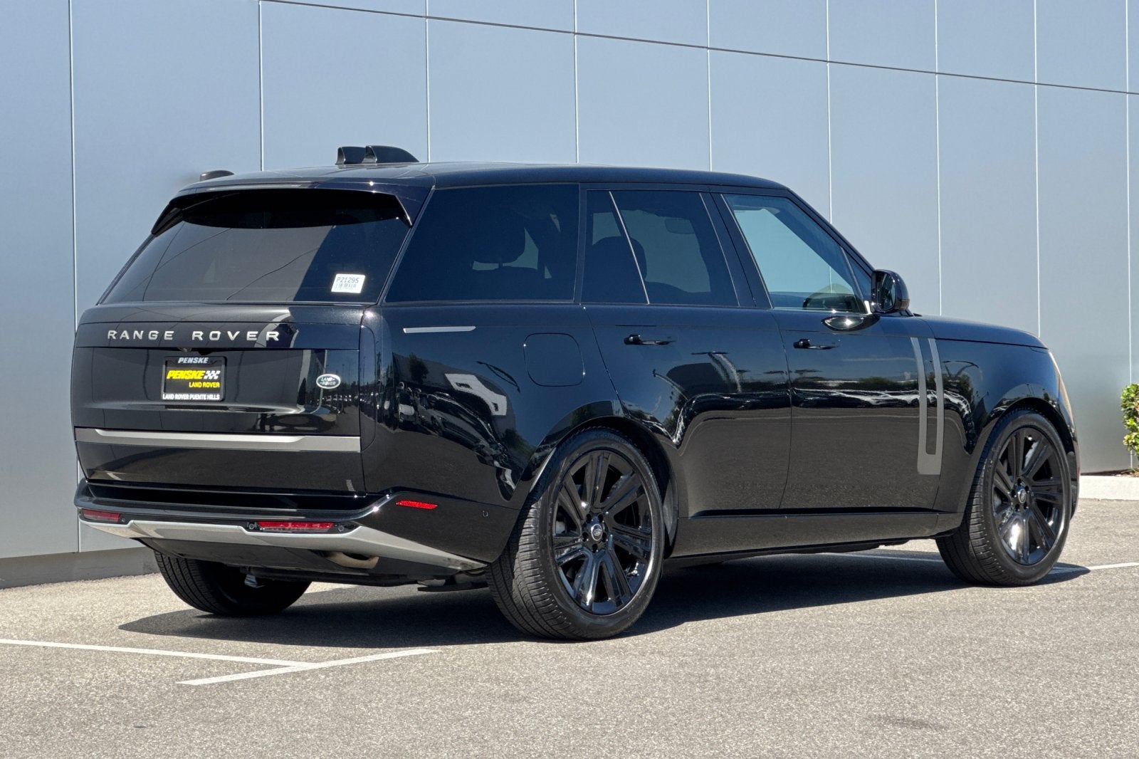 2023 Land Rover Range Rover SE