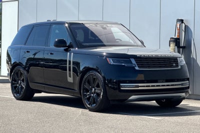 2023 Land Rover Range Rover SE
