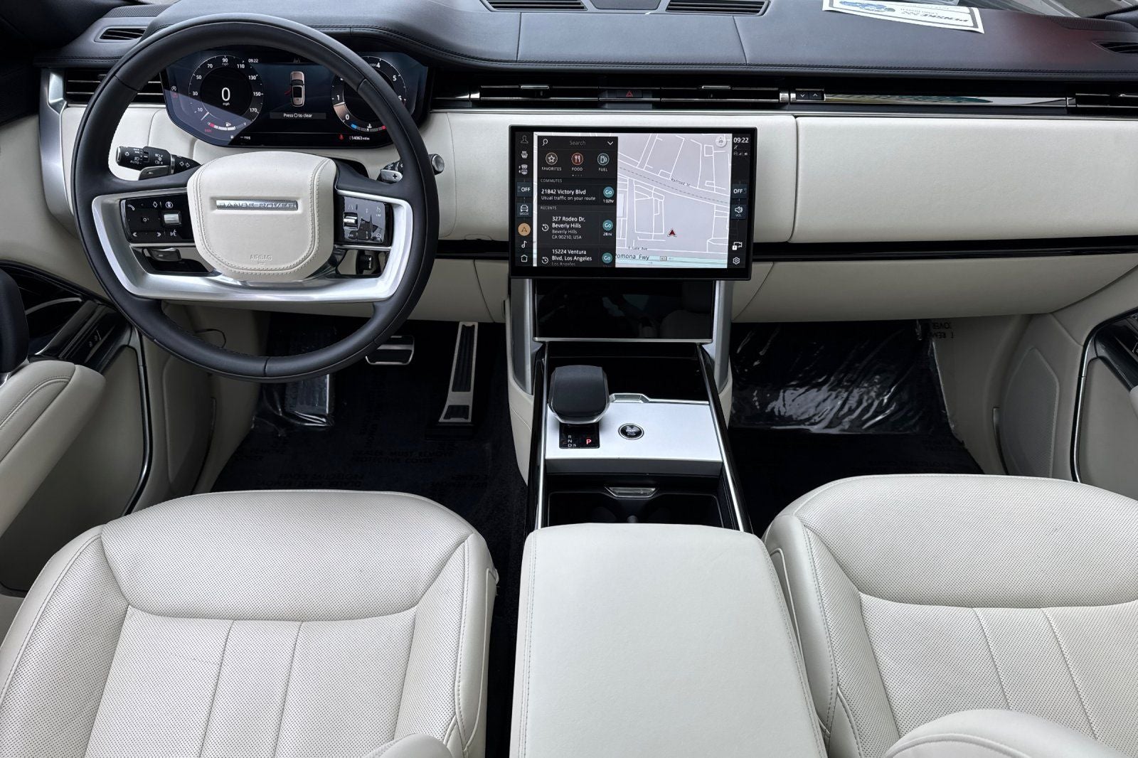 2025 Land Rover Range Rover SE