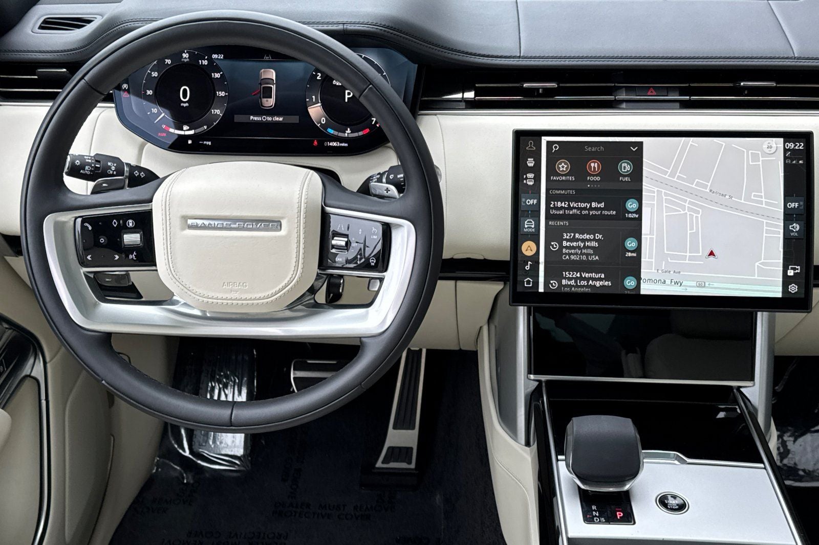 2025 Land Rover Range Rover SE
