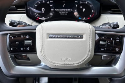 2025 Land Rover Range Rover SE
