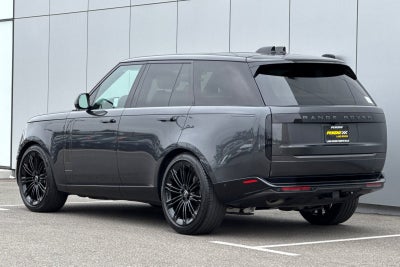 2025 Land Rover Range Rover SE