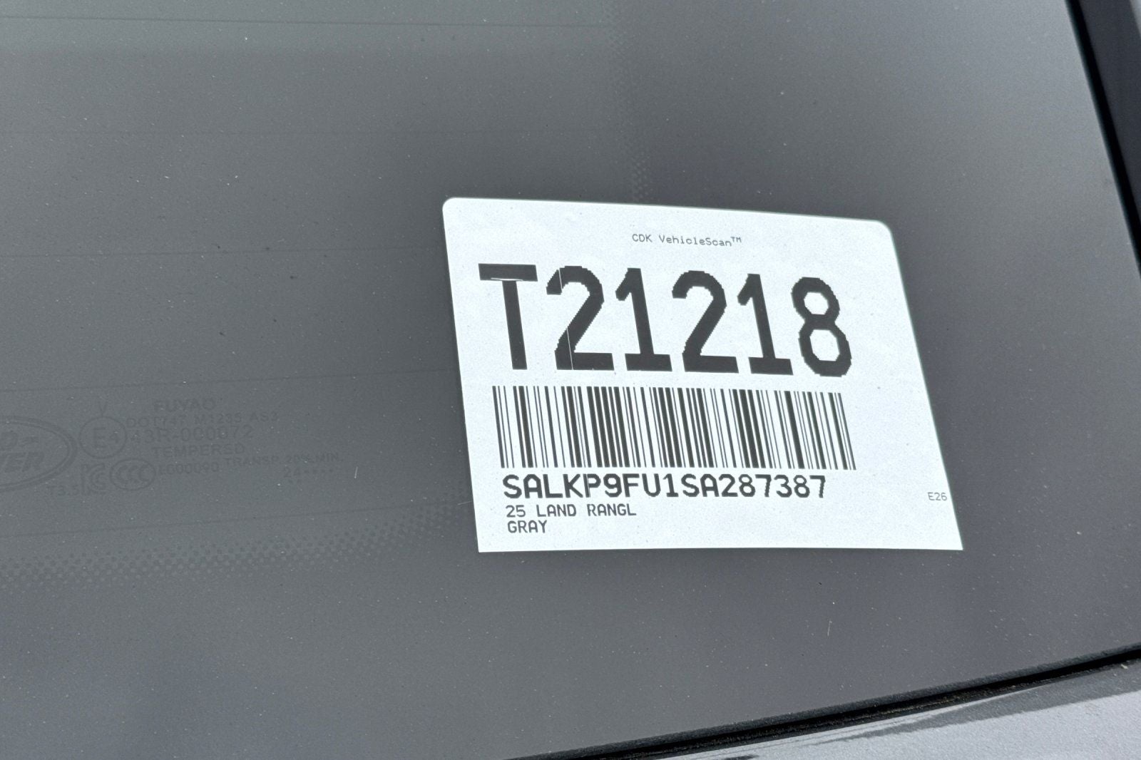 2025 Land Rover Range Rover SE