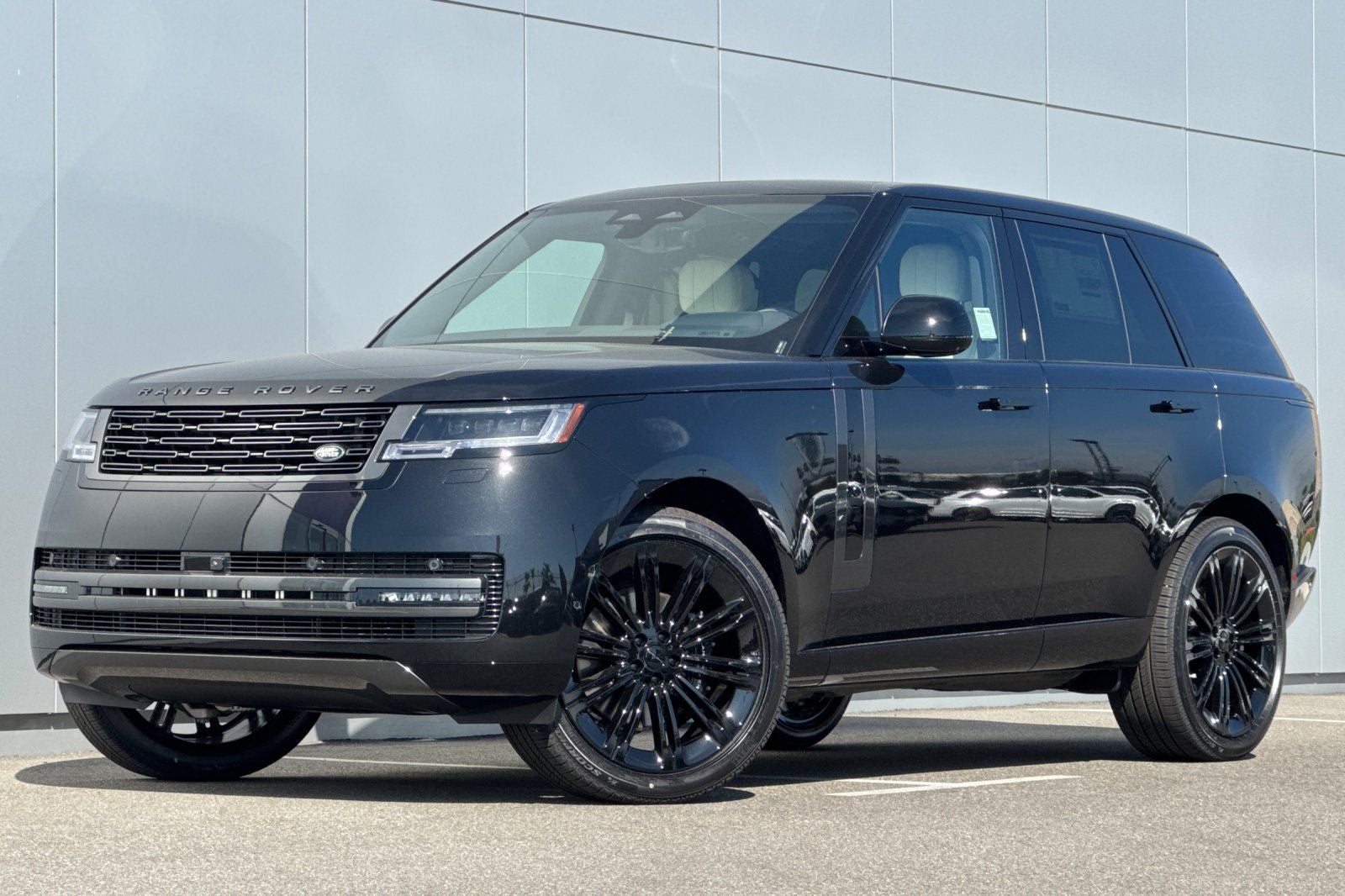 2026 Land Rover Range Rover SE