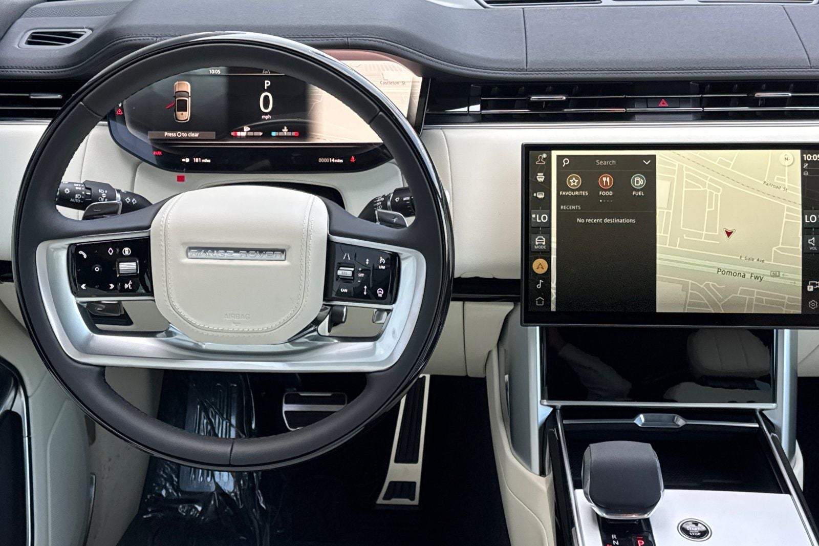 2026 Land Rover Range Rover SE