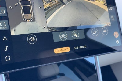 2026 Land Rover Range Rover SE