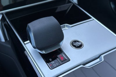 2026 Land Rover Range Rover SE