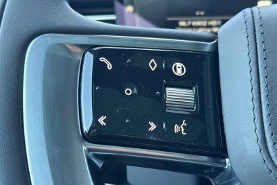 2026 Land Rover Range Rover SE
