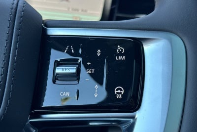 2026 Land Rover Range Rover SE