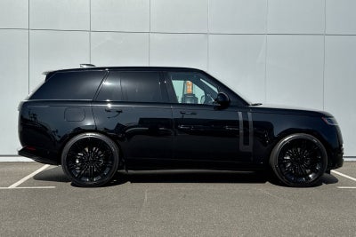 2026 Land Rover Range Rover SE