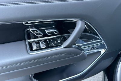 2026 Land Rover Range Rover SE
