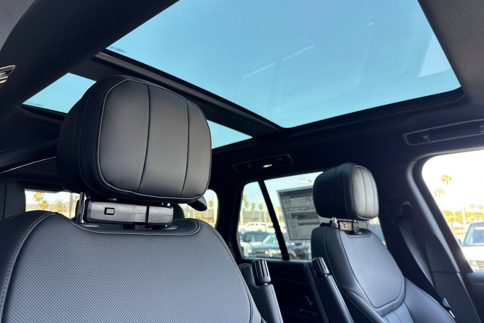 2026 Land Rover Range Rover SE