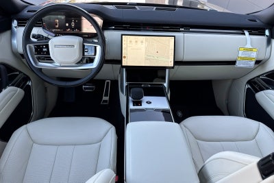 2026 Land Rover Range Rover SE