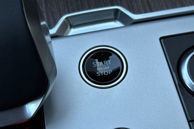 2027 Land Rover Range Rover SE