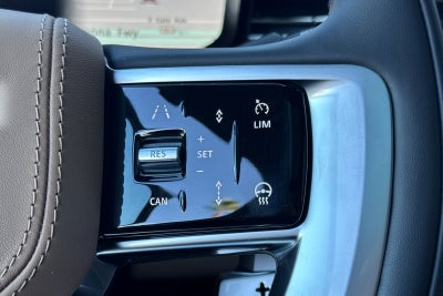 2027 Land Rover Range Rover SE