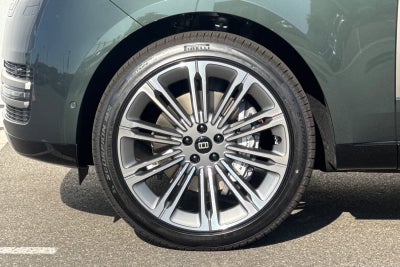 2027 Land Rover Range Rover SE