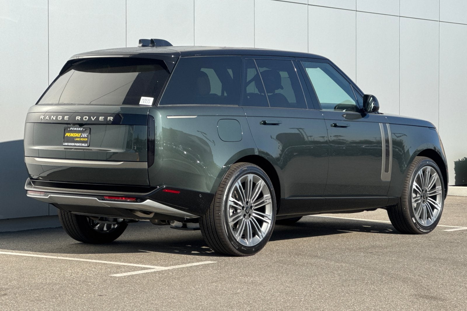 2027 Land Rover Range Rover SE
