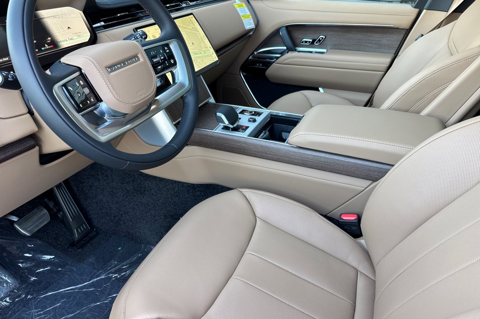 2027 Land Rover Range Rover SE