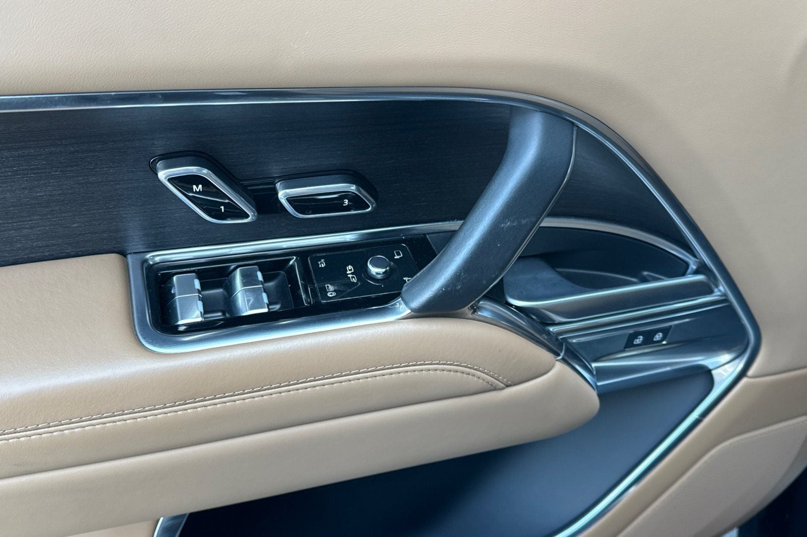 2024 Land Rover Range Rover SE