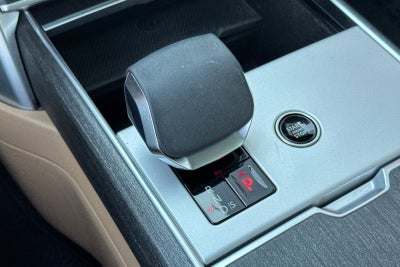 2024 Land Rover Range Rover SE