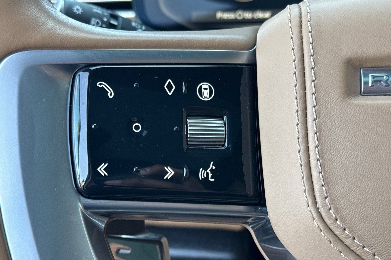 2024 Land Rover Range Rover SE