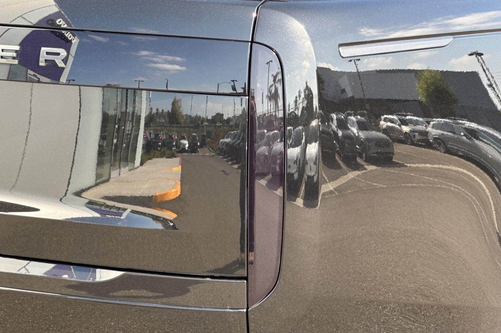 2024 Land Rover Range Rover SE