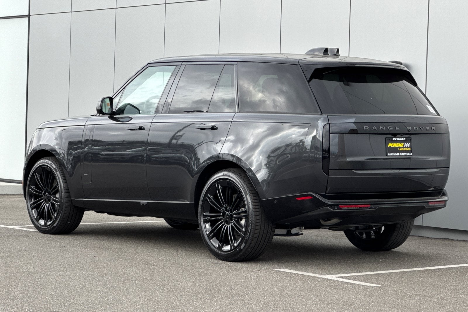 2026 Land Rover Range Rover SE